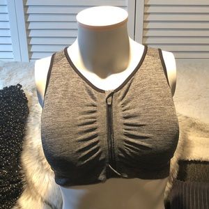 SheFit Seamless Sports Bra Size 1Luxe -